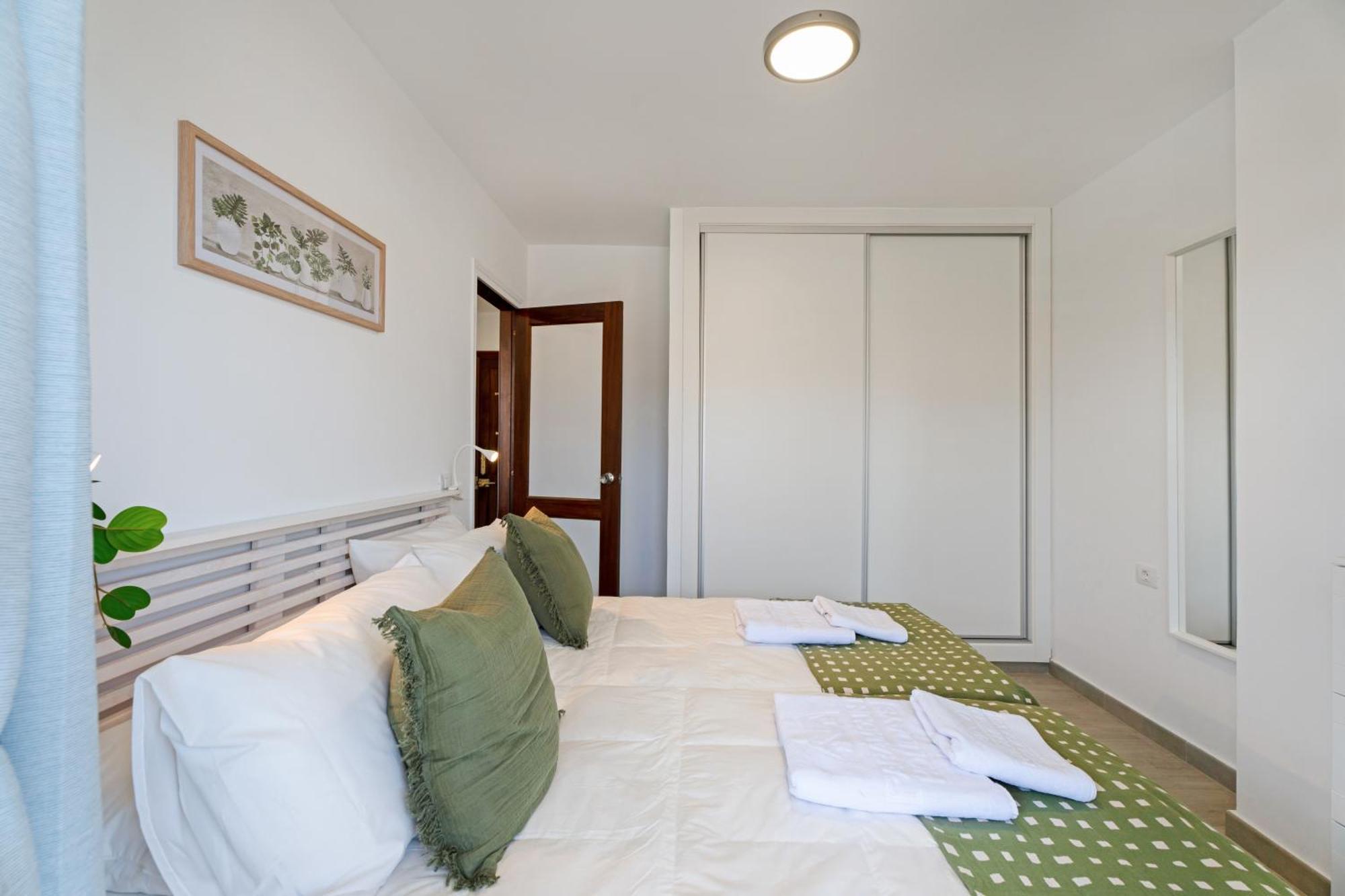 Apto Shasha Los Cristianos By Paramount Holidays Arona  Bagian luar foto